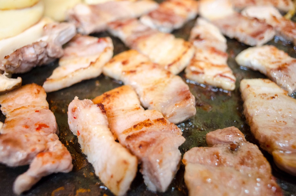 Porc noir de Jeju préparé en gastronomie